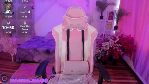 Snapshot of little_xioo chatting on 03-04-26, 08:37 Xiom online show from 03-04-26, 08:37