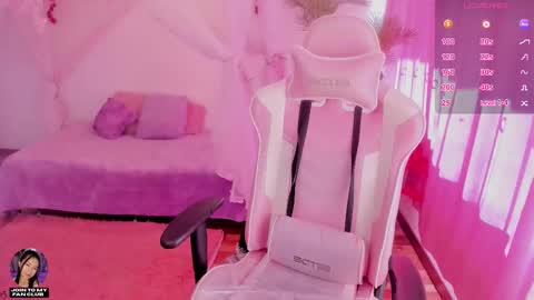 Snapshot of little_xioo chatting on 03-19-26, 08:57 Xiom online show from 03-19-26, 08:57