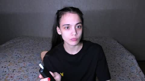 littleashleyy online show from 12-23-24, 07:20