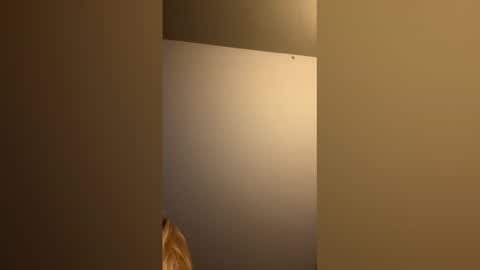 littleblonde_l online show from 03-10-26, 12:15