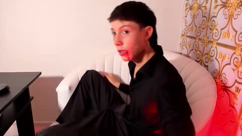 DANNY online show from 10-31-25, 05:14