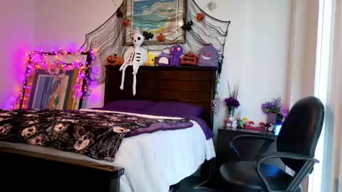 littledeathtrap online show from 09-26-25, 08:24