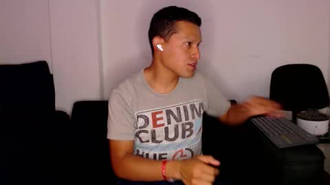 Manu online show from 01-06-26, 02:15