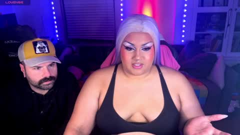 Snapshot of littledracula666 chatting on 12-02-24, 07:25 littledracula666 online show from 12-02-24, 07:25