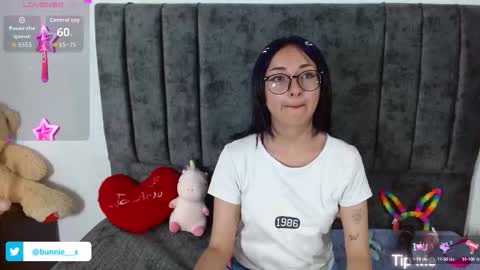 your little bunny  online show from 09-30-25, 10:31