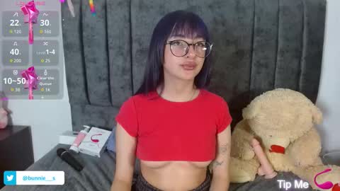 your little bunny  online show from 10-14-25, 10:38