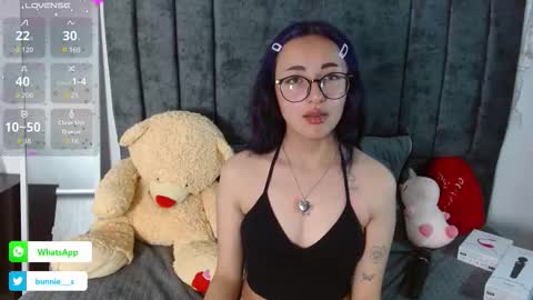 your little bunny  online show from 11-05-25, 10:37