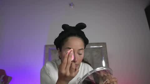 littlee_emma_ online show from 05-02-26, 12:04
