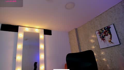 Snapshot of littlee_mia chatting on 06-29-26, 12:16 littlee_mia online show from 06-29-26, 12:16