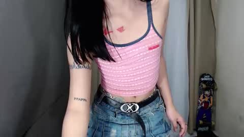 littlelace_ online show from 04-04-26, 10:18