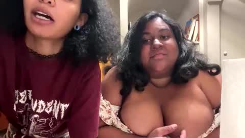 Snapshot of littlemads003 chatting on 11-04-25, 03:38 Maddy online show from 11-04-25, 03:38