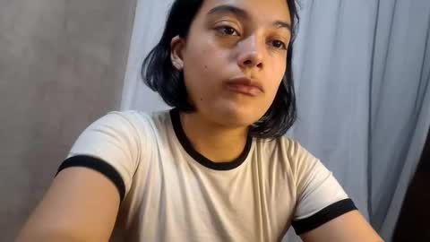 Melia online show from 09-17-25, 04:03