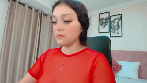 Sarahs Room online show from 05-21-26, 01:12