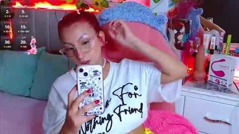 Snapshot of littlerouse_ chatting on 09-12-25, 05:40 Ruby Rouse online show from 09-12-25, 05:40