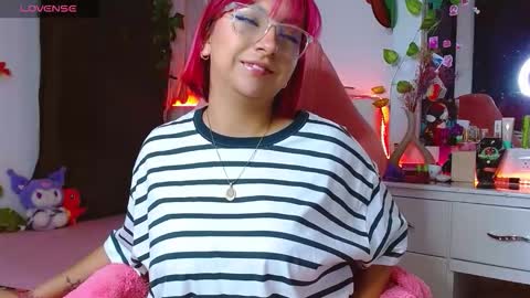 Ruby Rouse online show from 11-24-25, 02:44