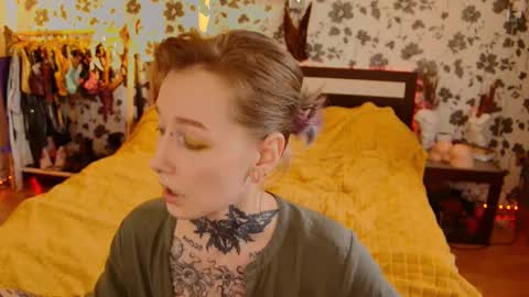 Niki  free tg channel with some photos gifs and info about streams  online show from 09-29-25, 02:38