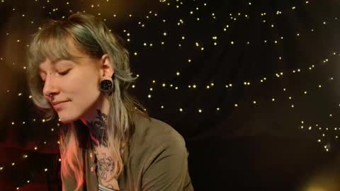 Niki  free tg channel with some photos gifs and info about streams  online show from 01-14-26, 12:44