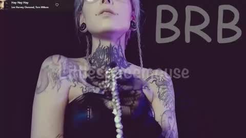 Niki  free tg channel with some photos gifs and info about streams  online show from 03-19-26, 01:04