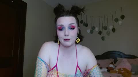 Snapshot of littlestpuppet chatting on 04-27-26, 08:40 Kori online show from 04-27-26, 08:40
