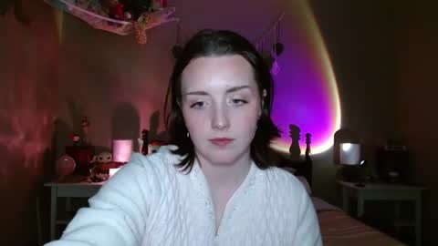 Snapshot of littlestpuppet chatting on 08-10-26, 01:31 Kori online show from 08-10-26, 01:31