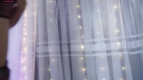 littletammy_ online show from 10-11-25, 01:53