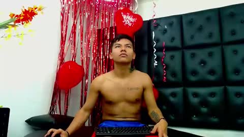 littletommy01 online show from 02-15-25, 11:14