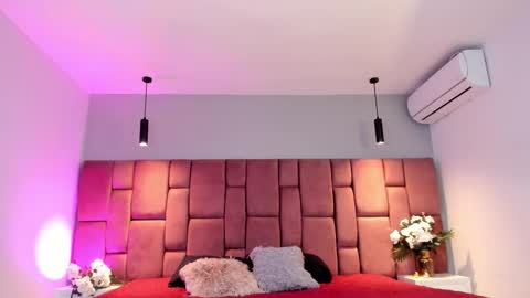 littlevaale online show from 10-24-25, 12:01