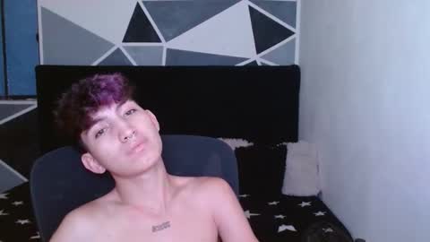Snapshot of littlextrem chatting on 12-23-24, 07:28 Eros online show from 12-23-24, 07:28