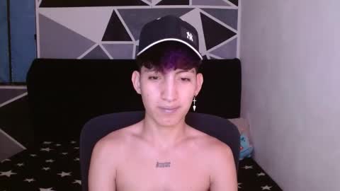 Snapshot of littlextrem chatting on 12-26-24, 01:51 Eros online show from 12-26-24, 01:51