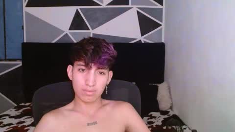 Snapshot of littlextrem chatting on 01-08-25, 09:21 Eros online show from 01-08-25, 09:21