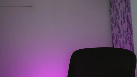 Snapshot of littlextrem chatting on 01-16-25, 12:45 Eros online show from 01-16-25, 12:45