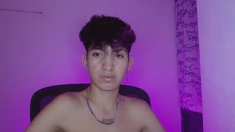 Snapshot of littlextrem chatting on 02-01-25, 07:26 Eros online show from 02-01-25, 07:26