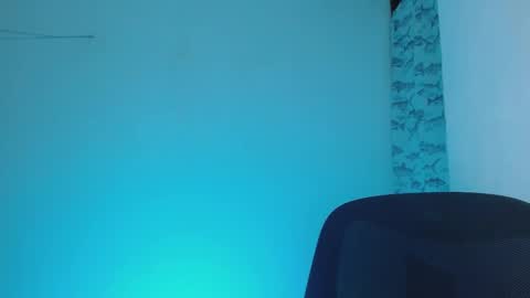 Snapshot of littlextrem chatting on 02-03-25, 06:56 Eros online show from 02-03-25, 06:56