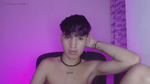 Snapshot of littlextrem chatting on 02-08-25, 05:40 Eros online show from 02-08-25, 05:40