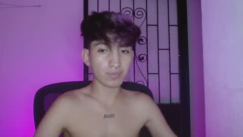 Snapshot of littlextrem chatting on 02-10-25, 02:30 Eros online show from 02-10-25, 02:30