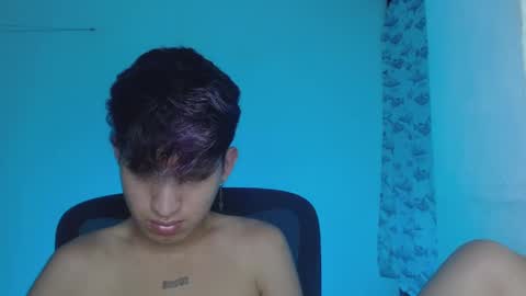 Snapshot of littlextrem chatting on 02-24-25, 08:17 Eros online show from 02-24-25, 08:17
