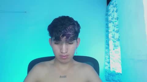 Snapshot of littlextrem chatting on 02-24-25, 11:21 Eros online show from 02-24-25, 11:21