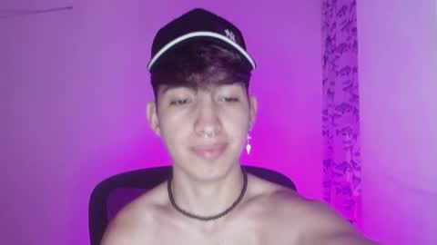 Snapshot of littlextrem chatting on 02-26-25, 03:53 Eros online show from 02-26-25, 03:53