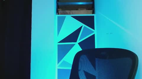 Snapshot of littlextrem chatting on 03-06-25, 03:46 Eros online show from 03-06-25, 03:46