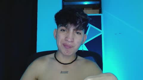Snapshot of littlextrem chatting on 03-09-25, 07:45 Eros online show from 03-09-25, 07:45
