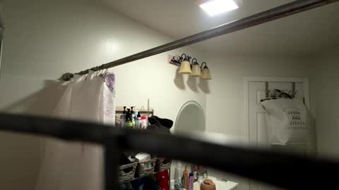 Nina online show from 10-04-25, 01:58