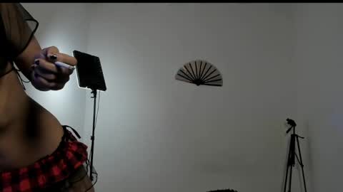 Snapshot of liu_mystik chatting on 06-03-26, 07:11 Liu help me to reach 100 thumps up daddy online show from 06-03-26, 07:11