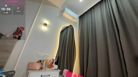 Snapshot of liuli_flower chatting on 04-20-26, 10:22 liuli_flower online show from 04-20-26, 10:22