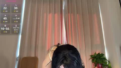 Snapshot of liunana chatting on 04-15-26, 01:23 nana online show from 04-15-26, 01:23