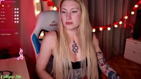 Liv 3 online show from 02-15-25, 06:12