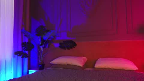 Liv 3 online show from 09-19-25, 03:34