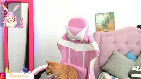 Katalina Novoa. online show from 09-10-25, 01:49