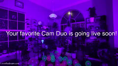 Liv and Drew online show from 06-10-26, 02:23