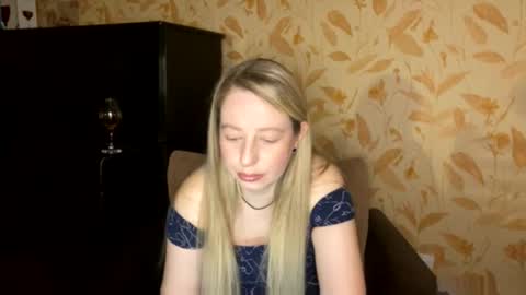Livandria online show from 03-26-26, 06:46