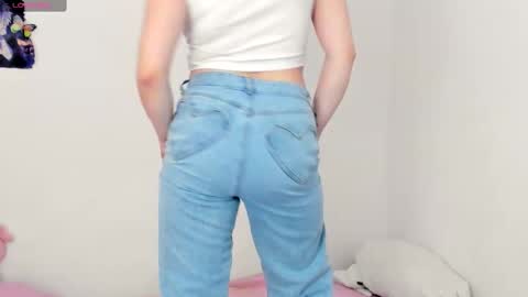 Liz online show from 11-06-25, 04:57